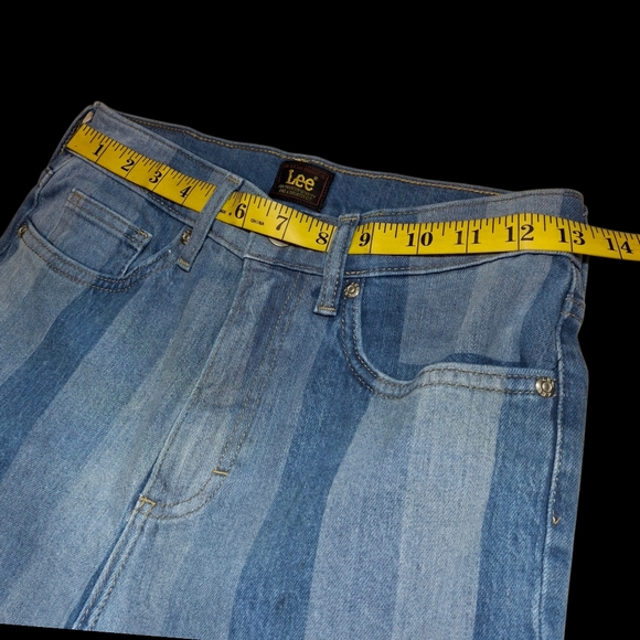 Lee Hits Of Blue Striped Flare High Rise Jeans  Women Size 26 - Picture 13 of 16